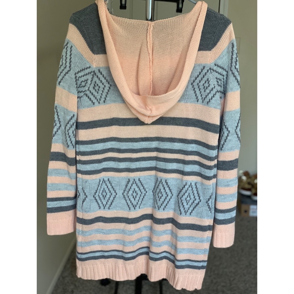 Cardigan - Picture 2 of 2